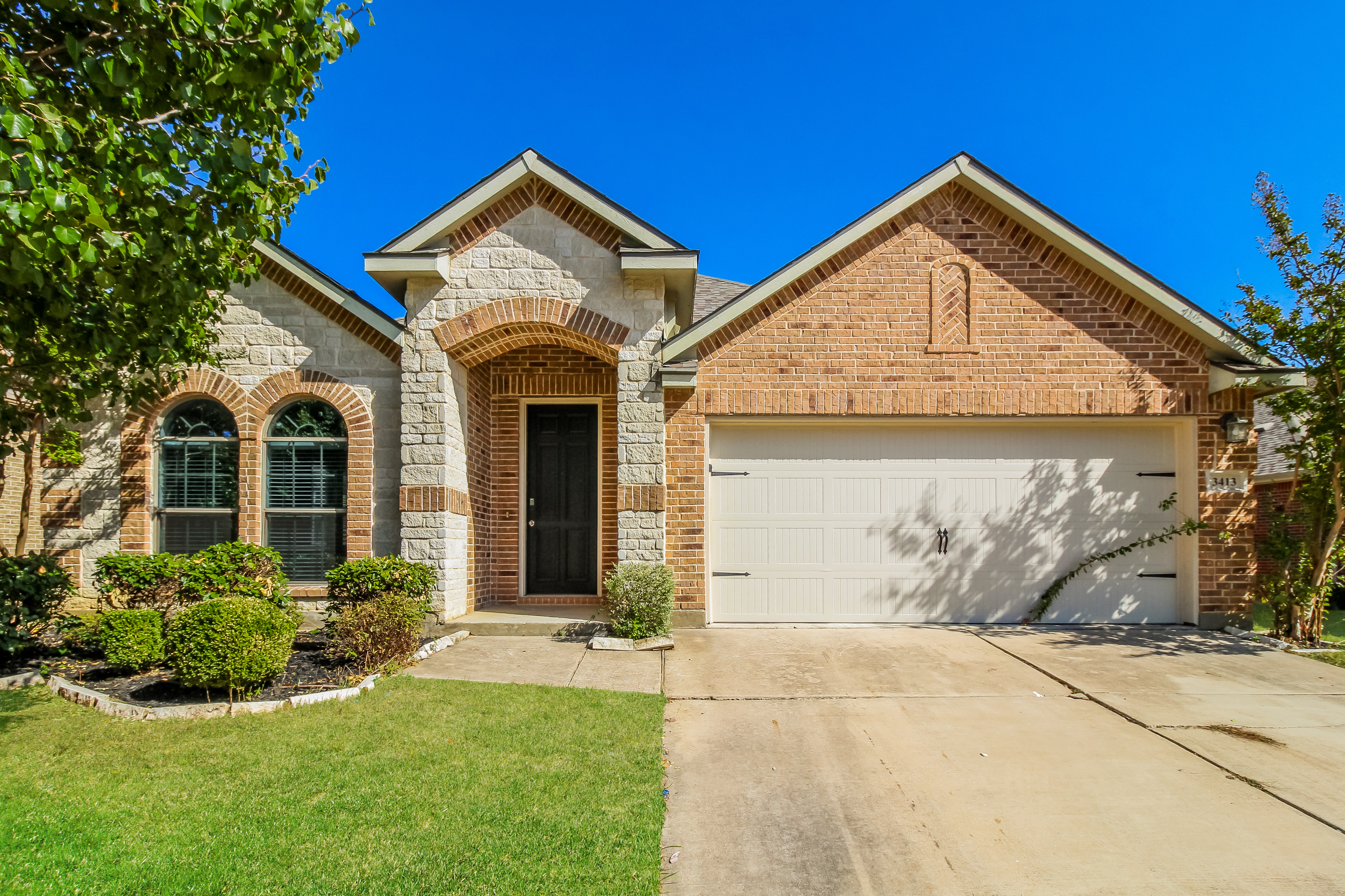 3413 Evening Wind Rd Denton, TX 76208